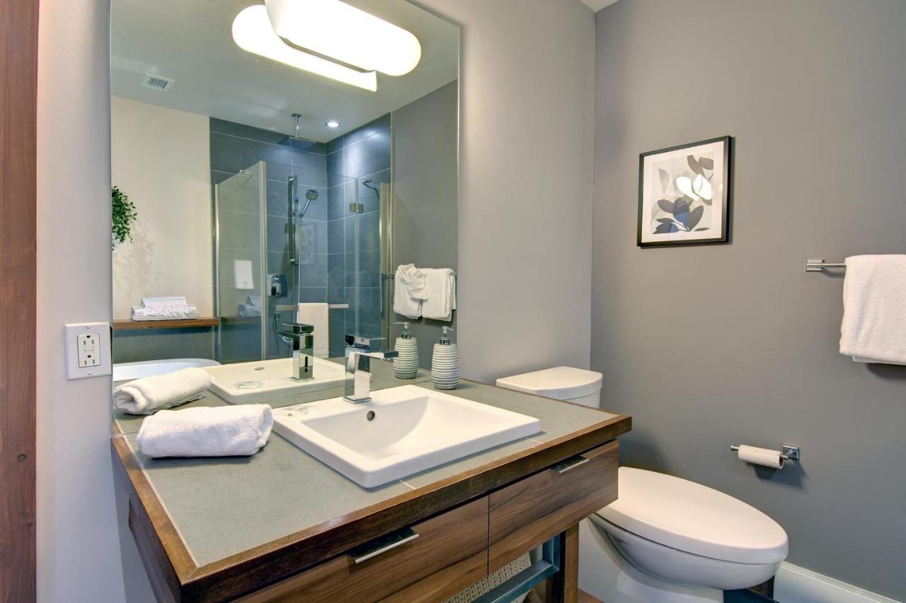 Premium Suite With Lake View And Resort Access ลัค-ซุแปร์ริเออร์ ภายนอก รูปภาพ